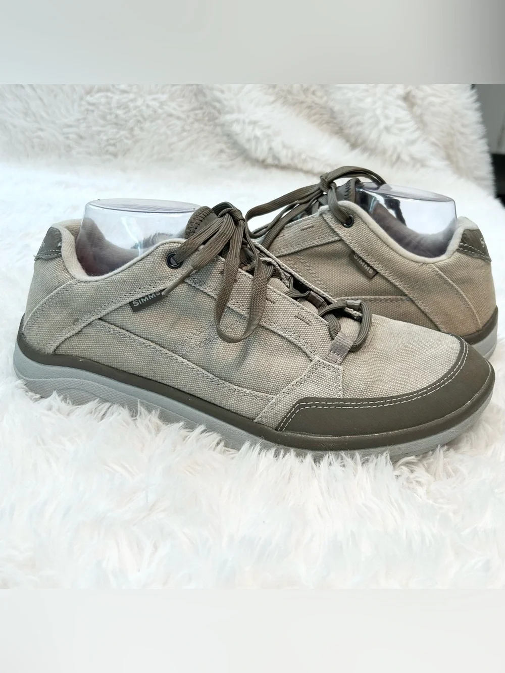 Simms Westshore Slip On Shoes Men’s Sz 10.5 Beige Fishing Deck Sneakers Comfort